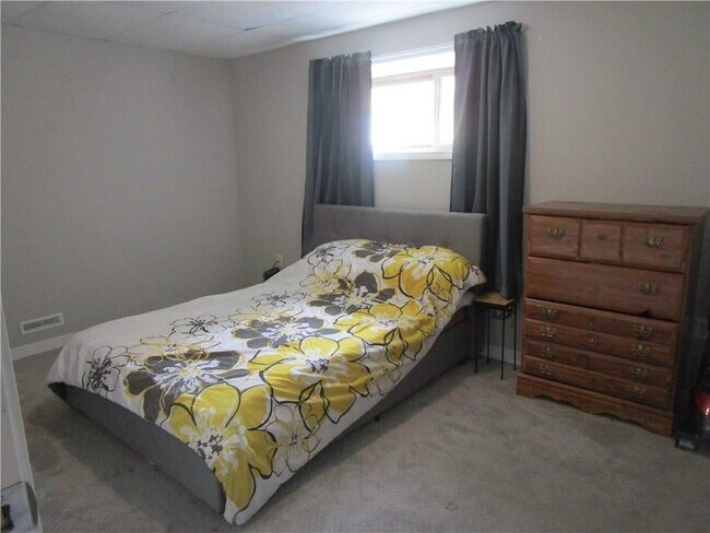 Building Photo - 22 Partridgeberry Way