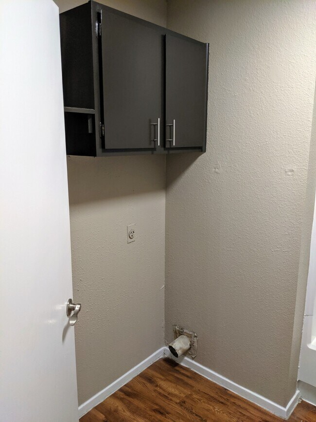 Building Photo - 1517 Summer Stone Dr