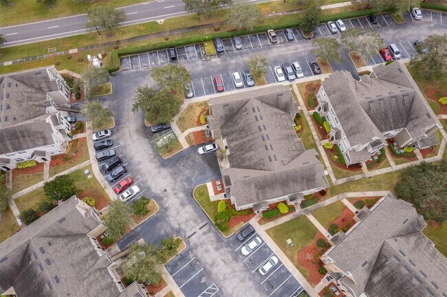 Building Photo - 9141 Lee Vista Blvd