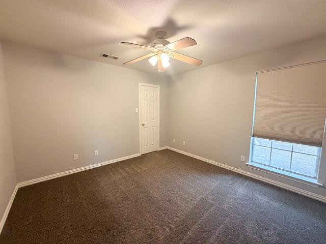 Building Photo - 310 Iroquois Ln