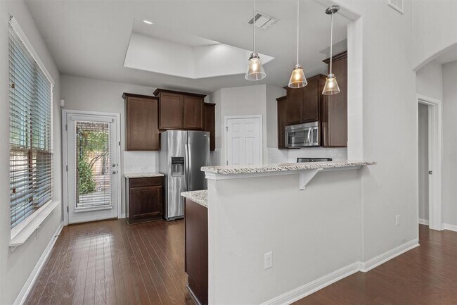 Building Photo - 7709 Menchaca Rd