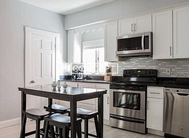 Building Photo - 7A Story St. Unit 2B