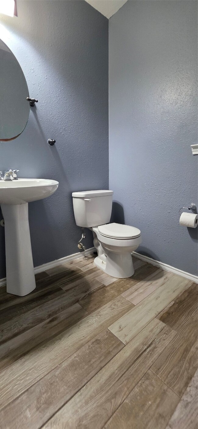 Building Photo - 5210 Nautilus Ln