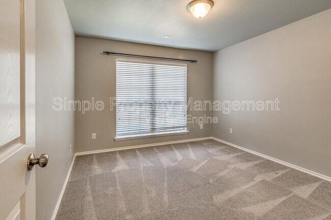 Building Photo - 18020 Cerrado Cir
