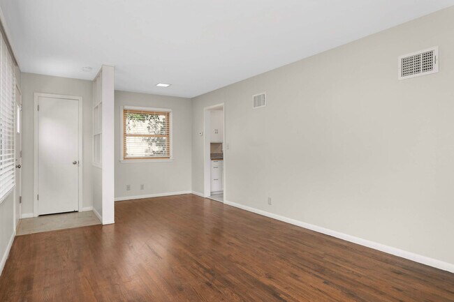 Building Photo - 1415 Nevada Ave