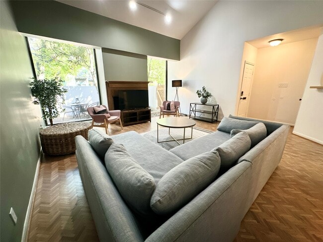 Building Photo - 2607 Rice Boulevard