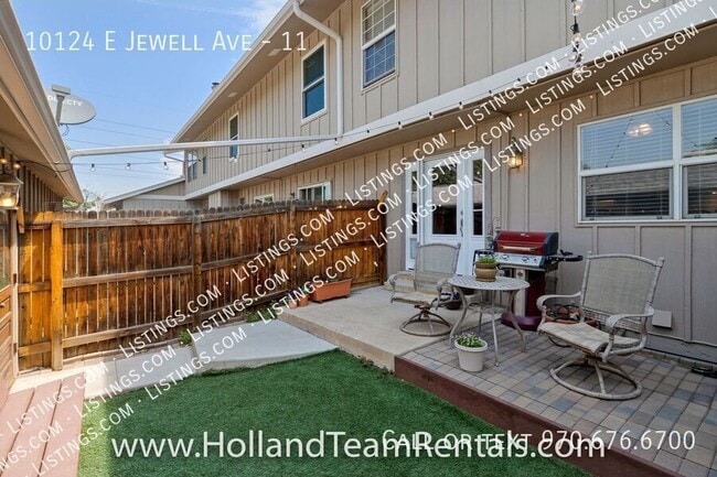 Building Photo - 10124 E Jewell Ave