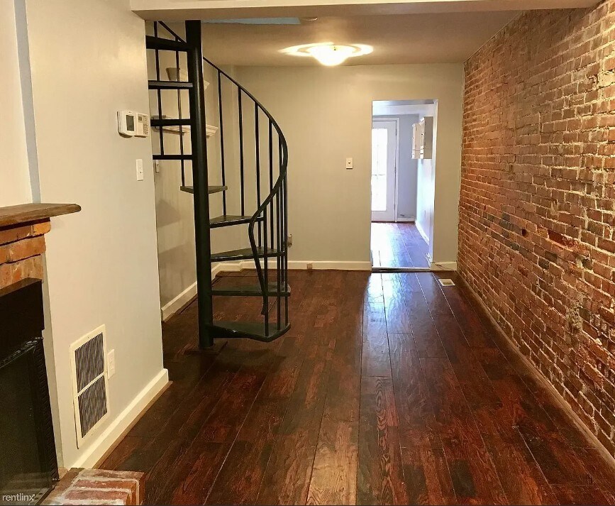 Building Photo - 1010 Patapsco St