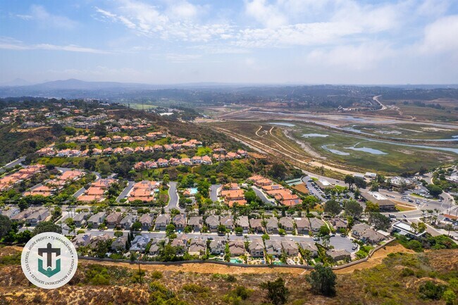 Building Photo - 15804 Caminito Cantaras