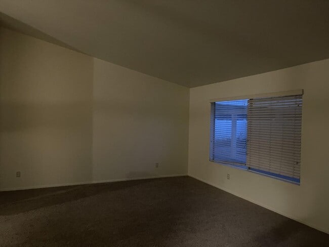 Building Photo - 26173 Windemere Way