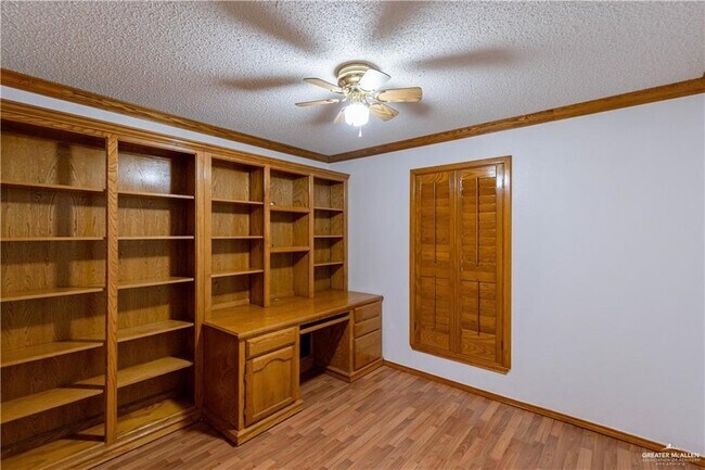 Building Photo - 20 N 21st St