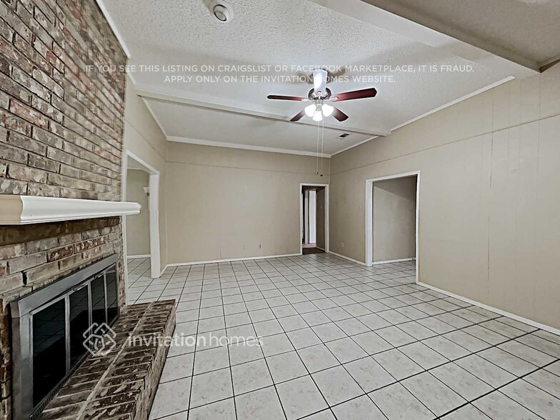 Building Photo - 4613 Bayberry Ln