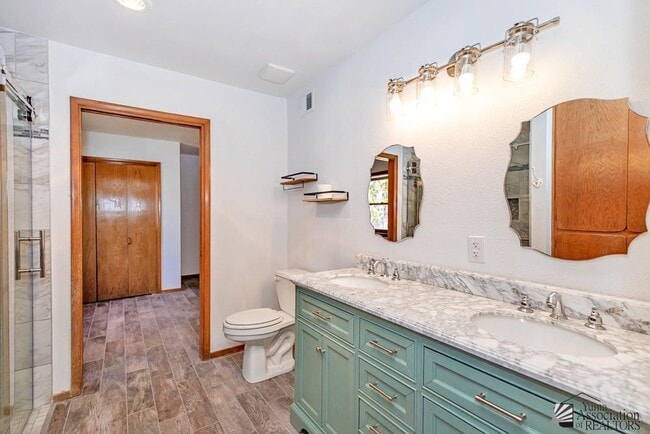 Building Photo - 3294 S Pinto Wy
