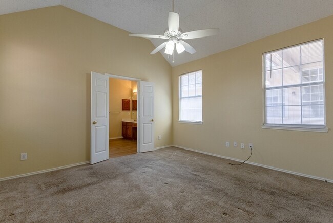 Building Photo - 7414 Westhaven Dr