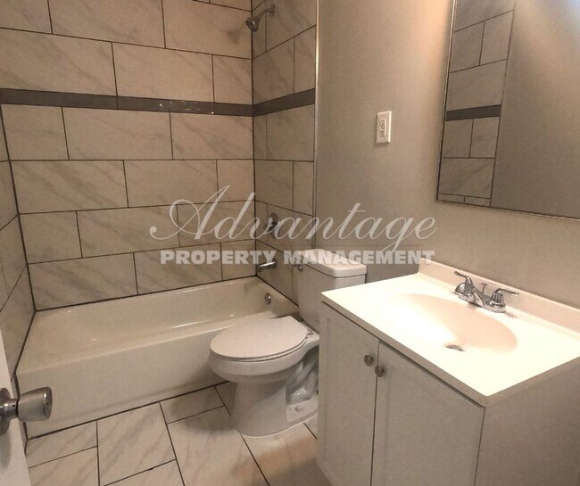 Building Photo - Newly Renovated Home In Raleigh - Open To ...