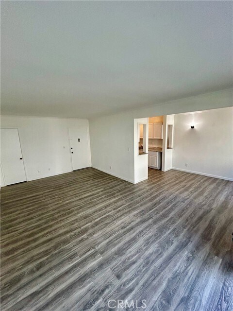 Building Photo - 14823 Gilmore St