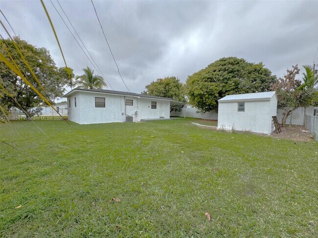 Building Photo - 18711 SW 316th Terrace