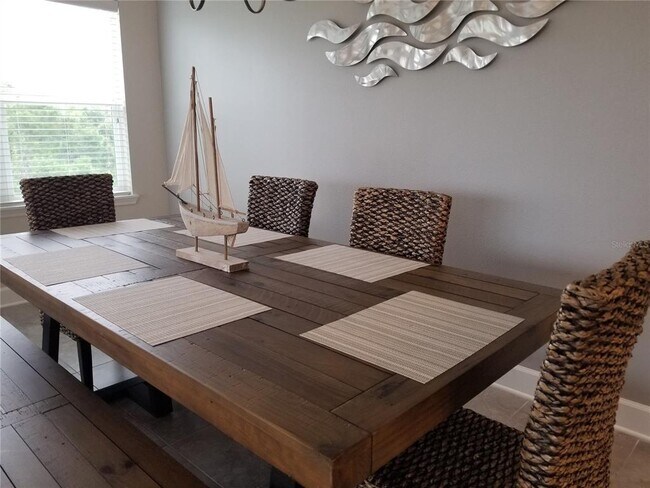 Building Photo - 7710 34th Ave W