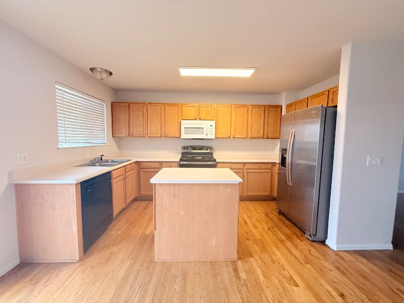 Building Photo - 7023 Bonnie Brae Ln