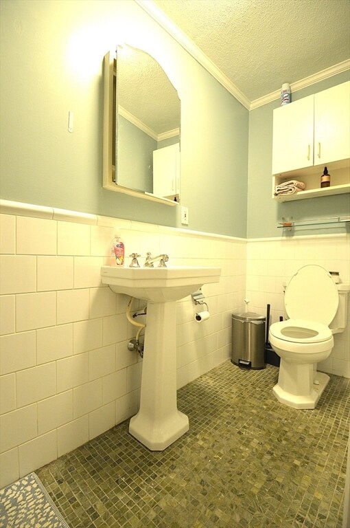 Building Photo - 1793 Beacon St