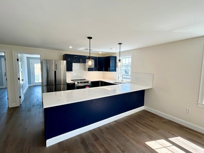 Building Photo - 33 Colberg Ave