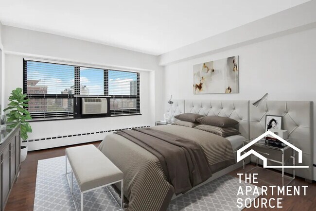 Building Photo - 3130 N Lake Shore Dr