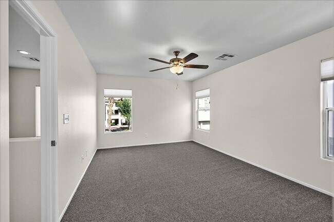 Building Photo - 8755 W Firecracker Ct
