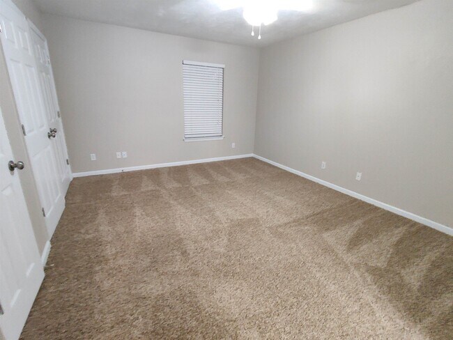 Building Photo - 4256 Augustus Oak Ct