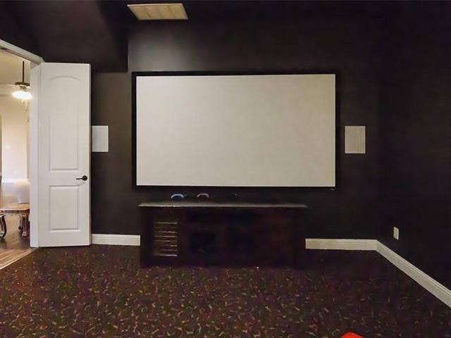 Building Photo - 4815 Livingston Dr