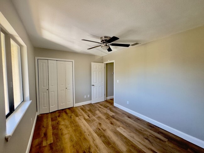 Building Photo - ! Beautiful 2BA/1.5BR Townhome in Gulf Highlands!