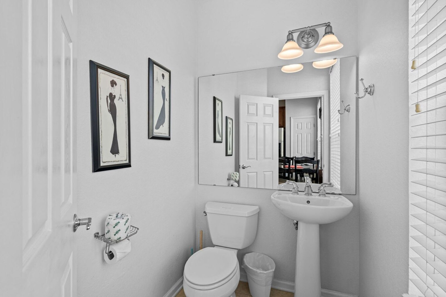 Building Photo - 8013 Cool Breeze Dr
