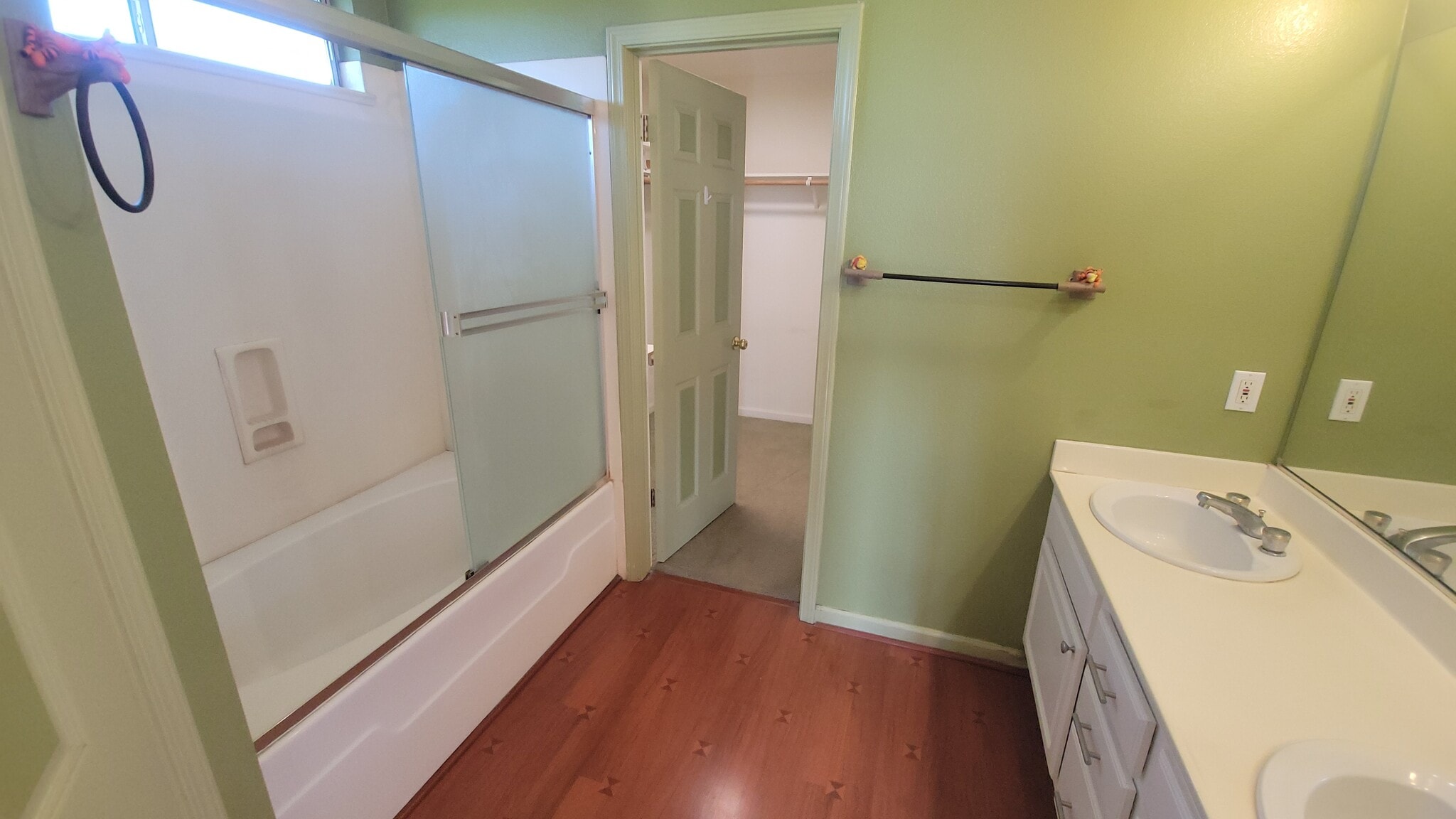 Building Photo - 1537 Hermocilla Way