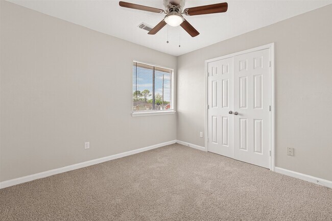 Building Photo - 4018 Timber Corner