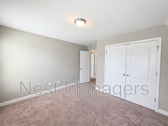 Building Photo - 2229 Andalusian Dr