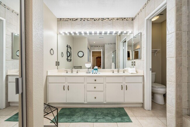 Building Photo - 76761 Chrysanthemum Way