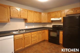 Building Photo - 226-228 Haws Dr.
