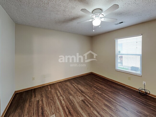 Building Photo - 5787 Coldcreek Dr