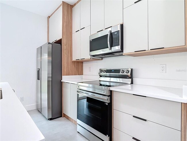 Building Photo - 407 Harbor Blvd