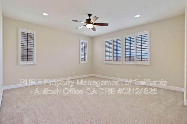 Building Photo - 4581 Bonraven Way