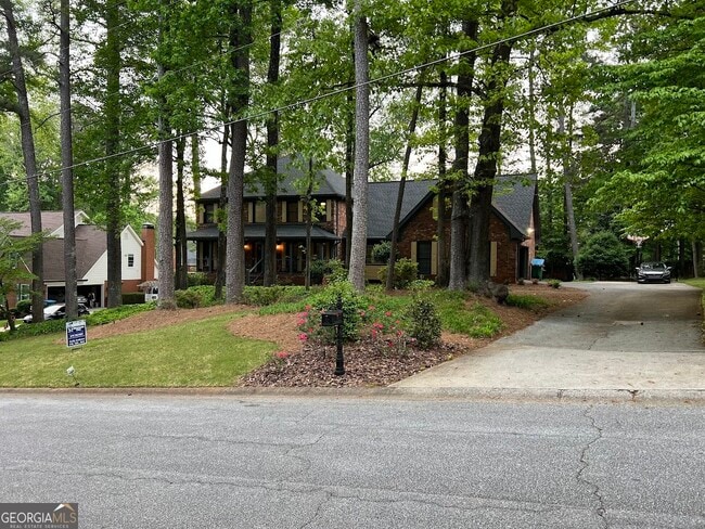 Building Photo - 5741 Wolf Laurel Dr SW