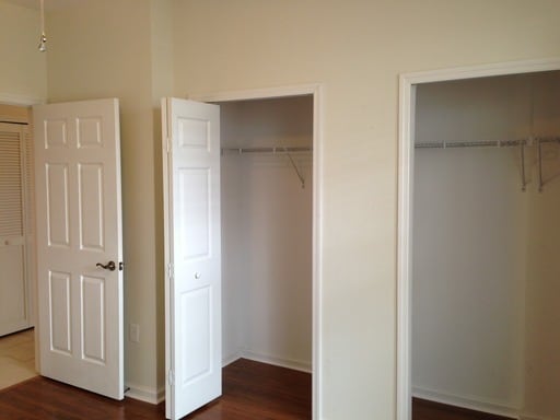 Building Photo - Baldwin Park: Gorgeous 2nd Floor Condo wit...