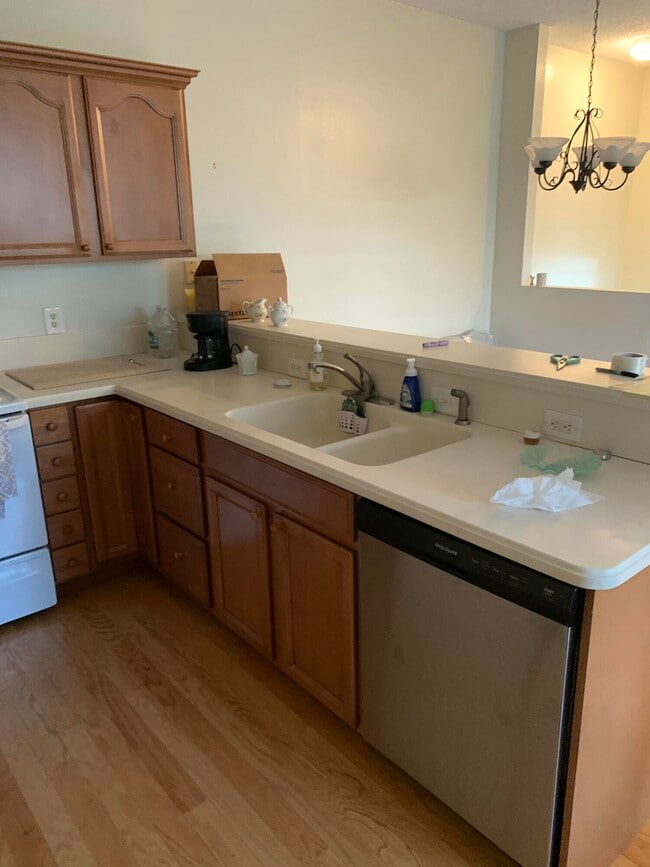 Building Photo - 101 Lighthouse Cir