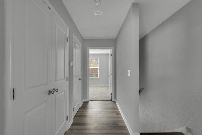 Building Photo - 2255 Whitman Ln