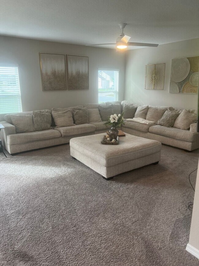 Building Photo - Spacious 5BR House in Winter Haven