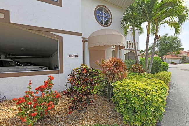 Building Photo - 11921 Seabreeze Cove Ln
