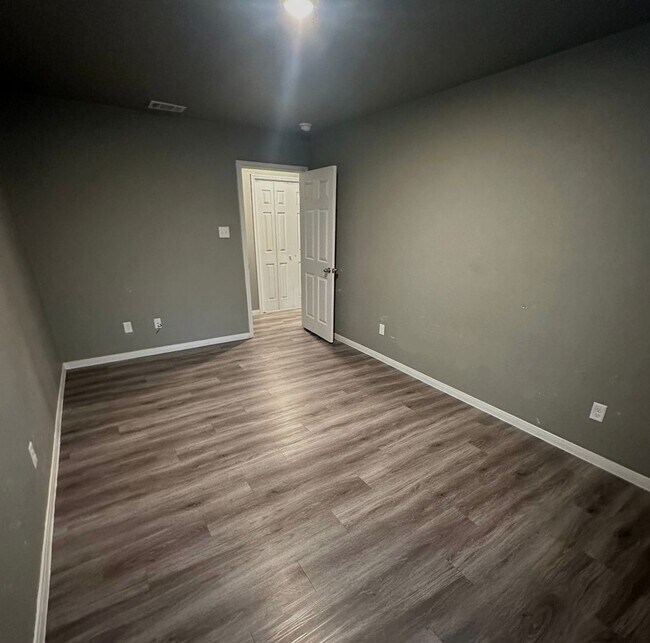 Building Photo - NEW IN MANAGEMENT - AVAILABLE NOW!