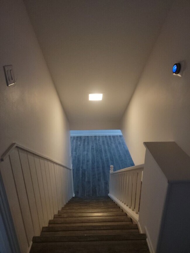 Building Photo - 7122 Pharaoh Dr