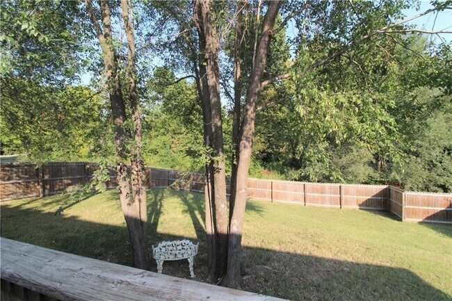 Building Photo - 4027 Benjamin Ln
