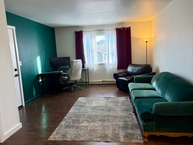 Building Photo - Helena - Quadplex