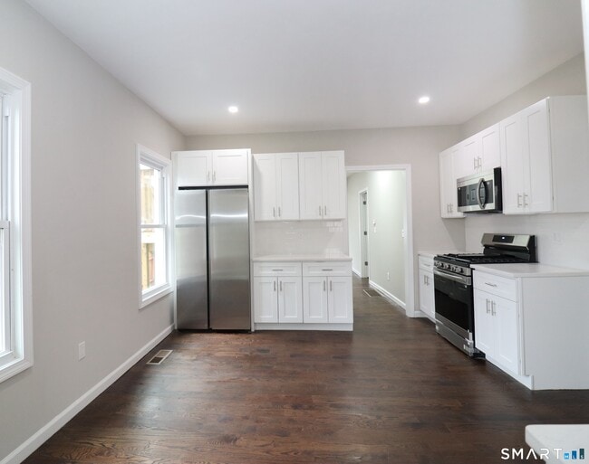 Building Photo - 354 Beechmont Ave